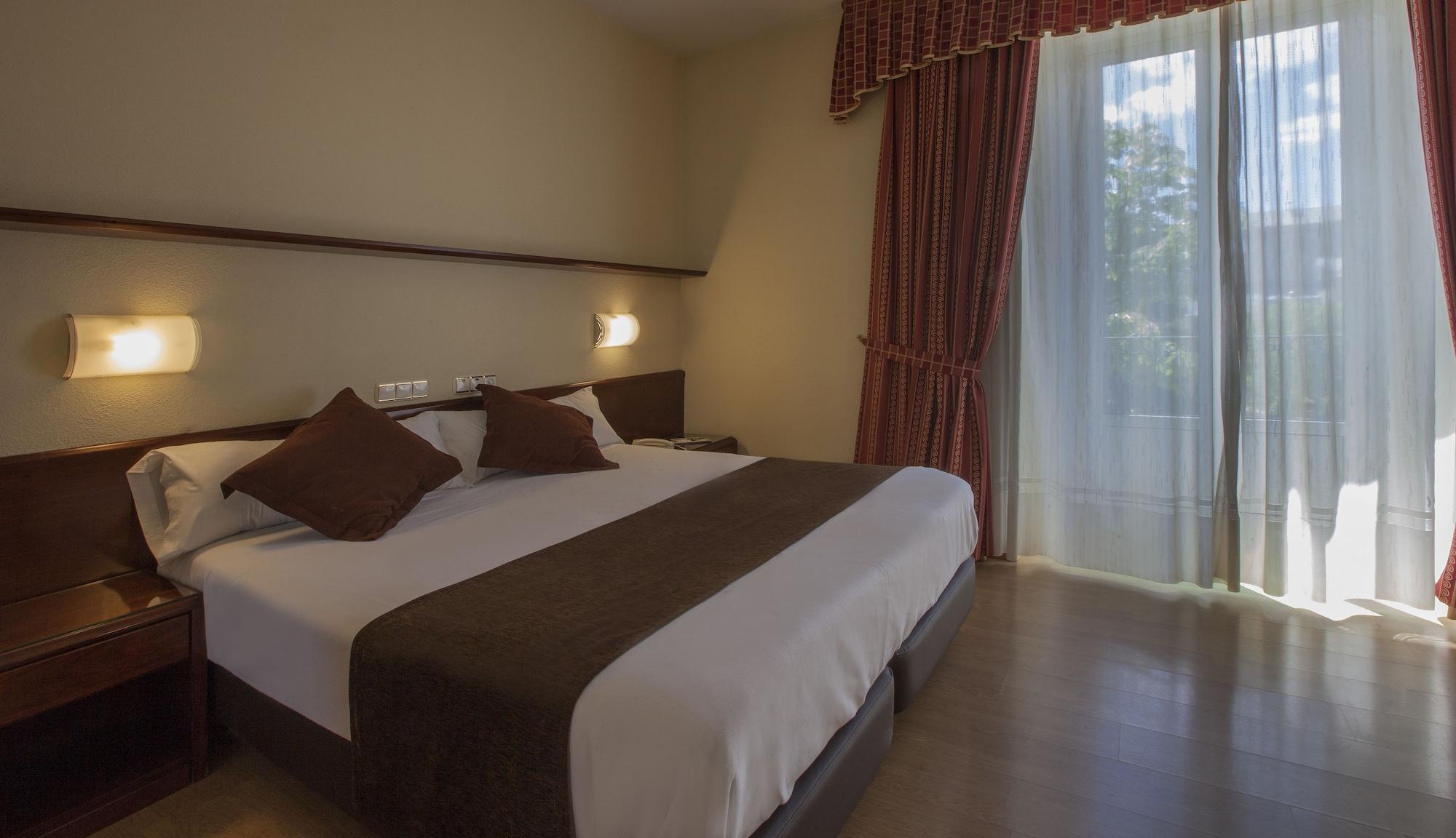 Hotel Florida San Lorenzo de El Escorial Zewnętrze zdjęcie